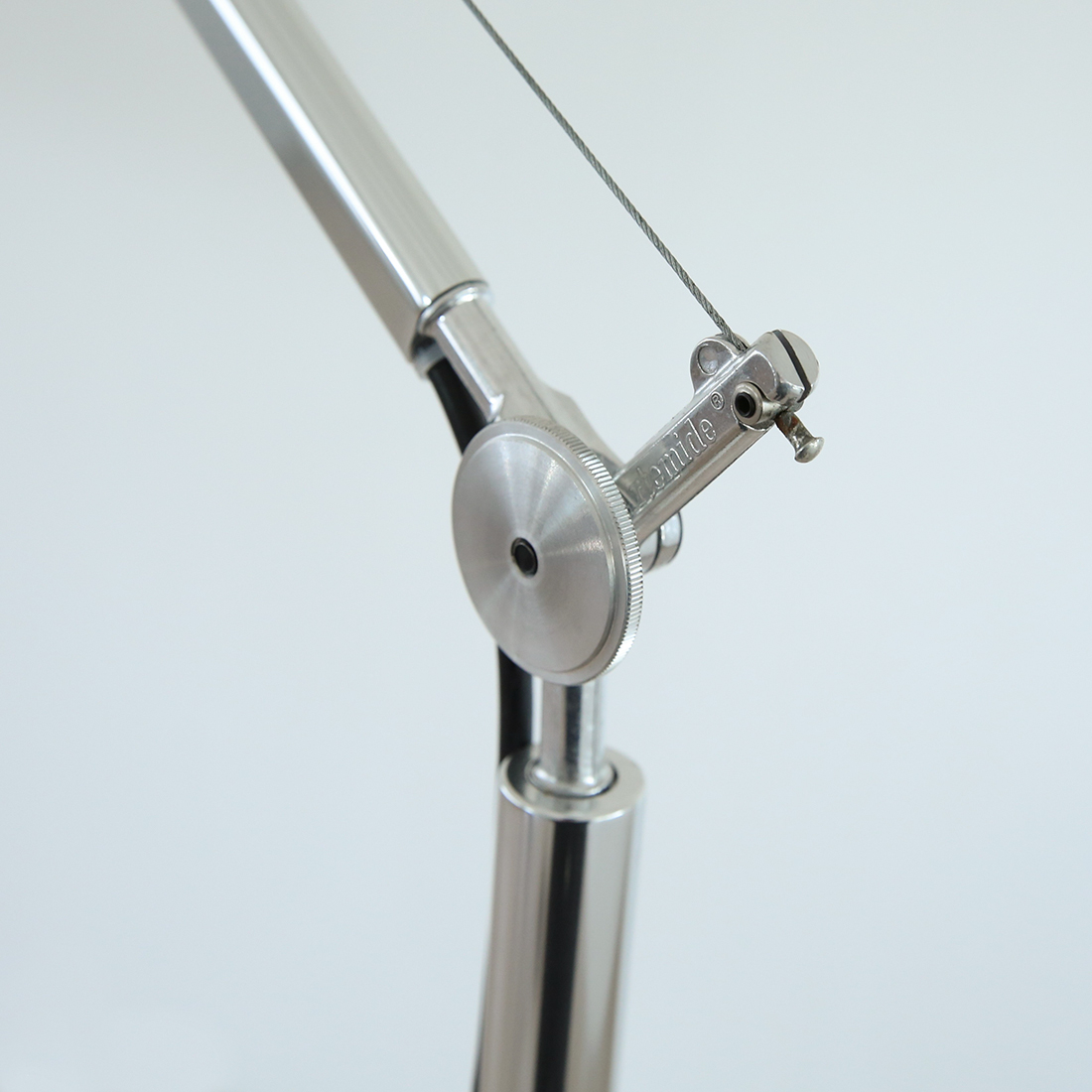 Tolomeo Mega Floor
