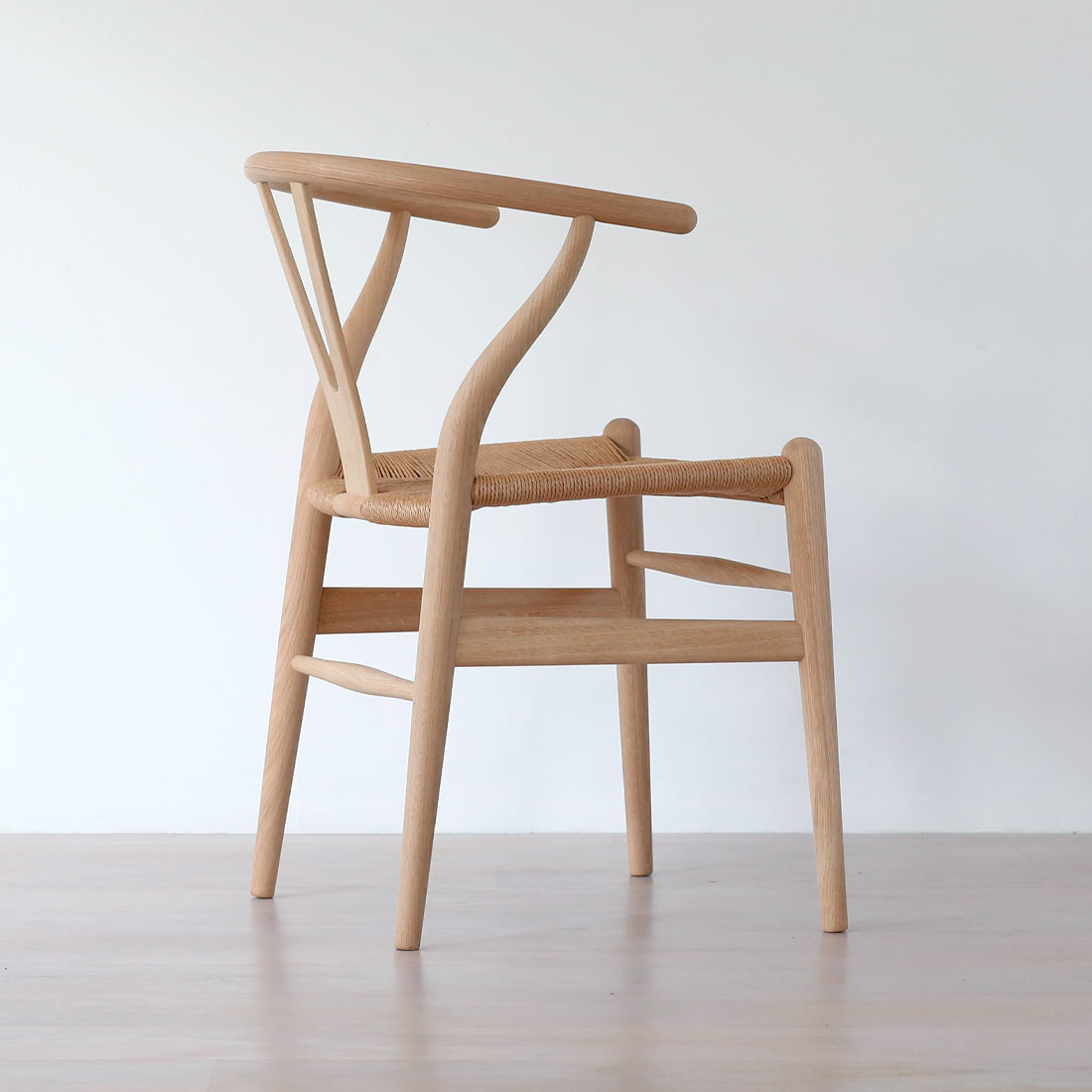 CARL HANSEN & SONのベストセラーCH24 Yチェア