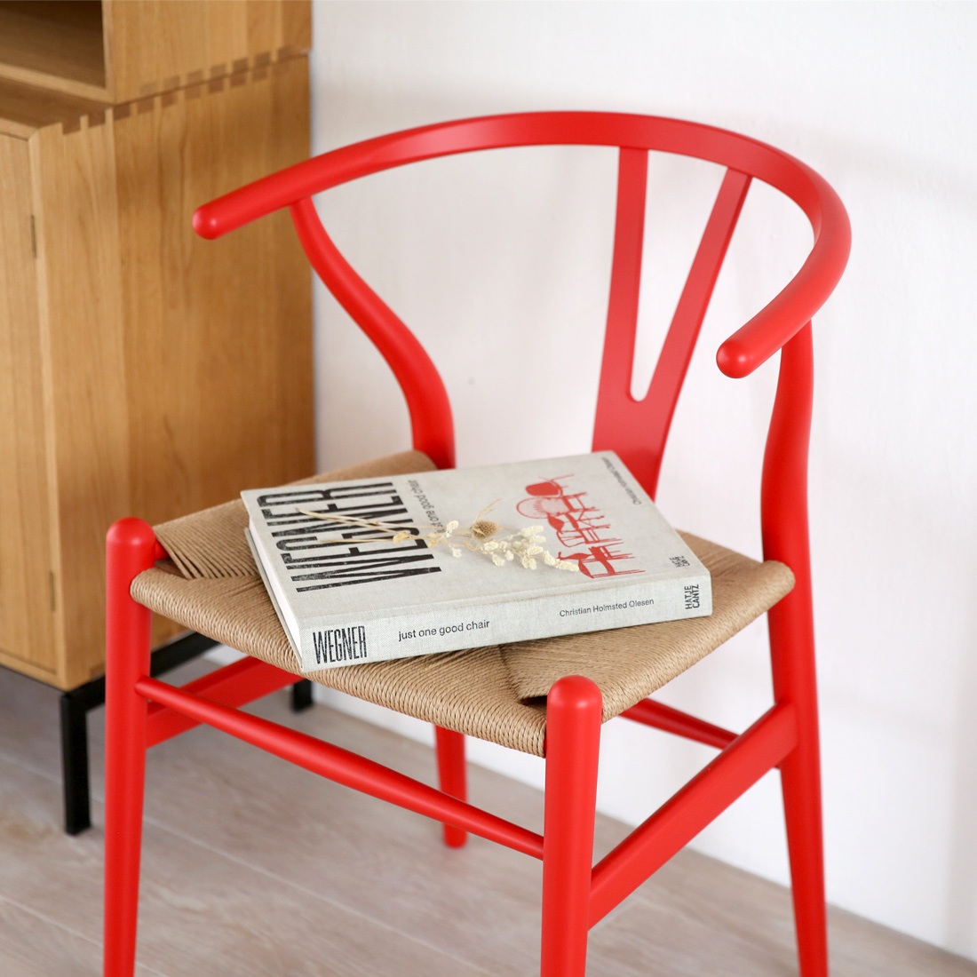 柔らかな質感で魅せる YチェアSOFT特別カラー