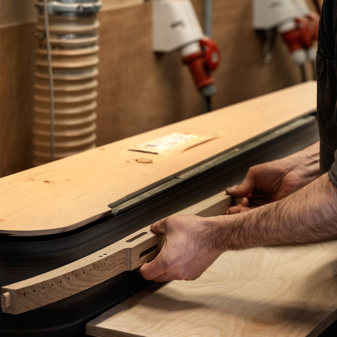 時を超えて愛される北欧デザインと安らぎの座り心地CH292ソファ