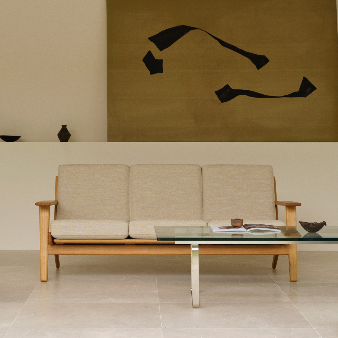 時を超えて愛される北欧デザインと安らぎの座り心地CH293ソファ