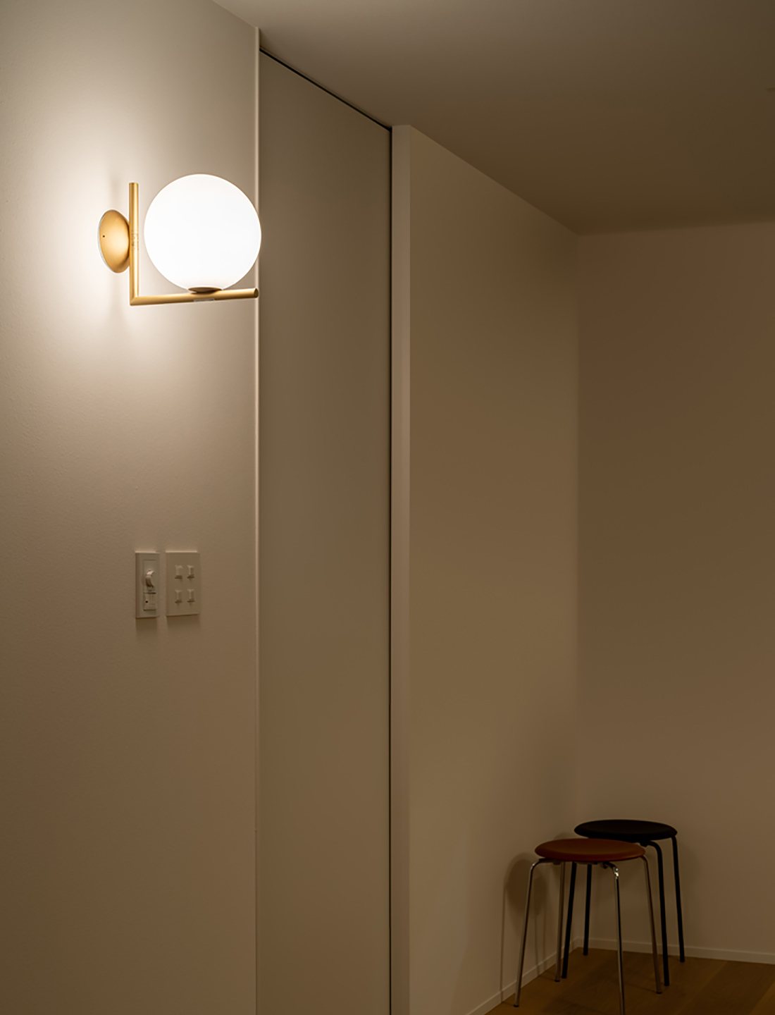IC LIGHTS C/W1