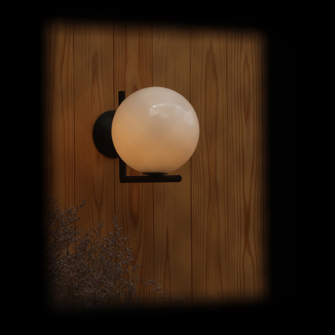 IC OUT WALL1