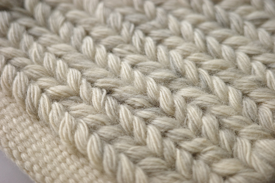 クヴァドラ アラム 0111 ホワイト