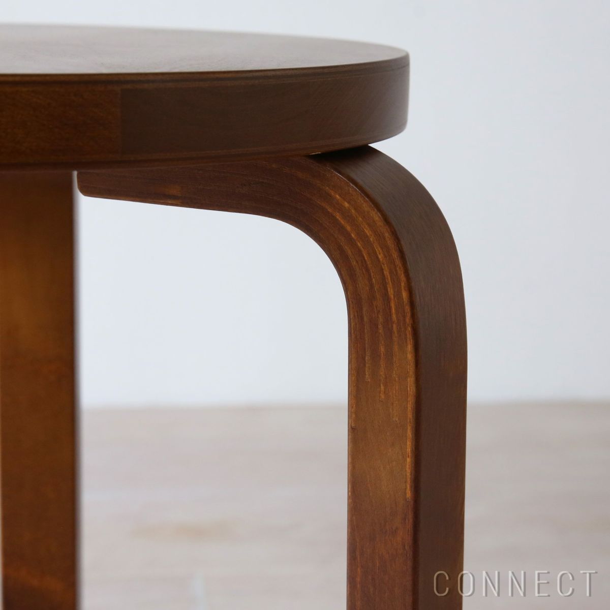 Artek（アルテック） / STOOL 60（スツール60） / バーチ材・ウォルナットステイン仕上げ
