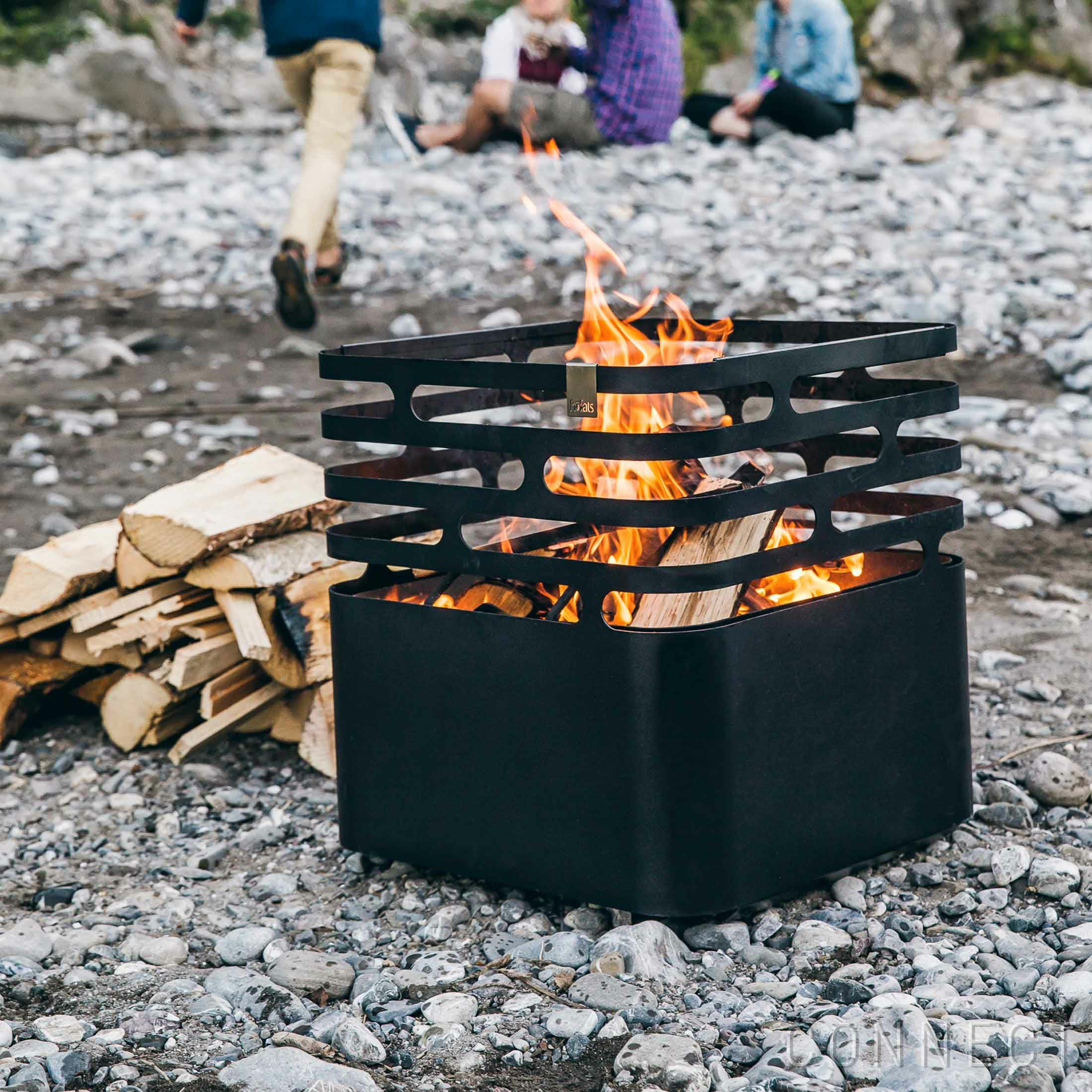 Hofats（ホーファッツ） / CUBE Fire basket black（キューブ