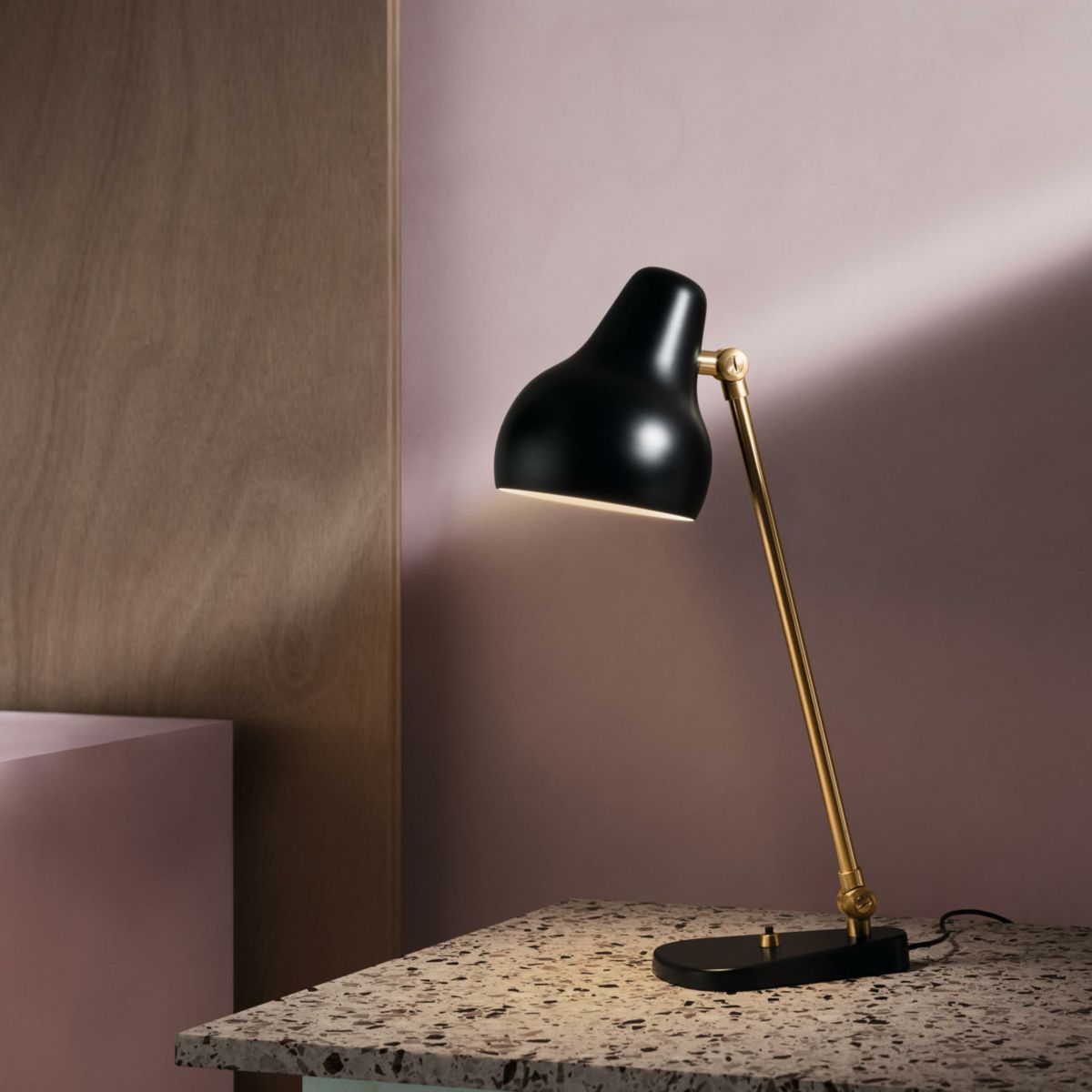 Louis Poulsen(ルイスポールセン) / VL 38 Table（VL38 テーブル)