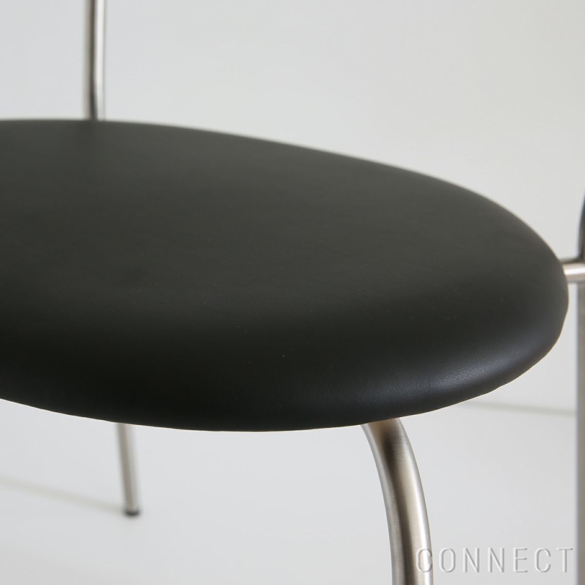 PP Mobler（PPモブラー） PP701 チェア / オーク材・ソープフィニッシュ / エルモソフトレザー / ブラック