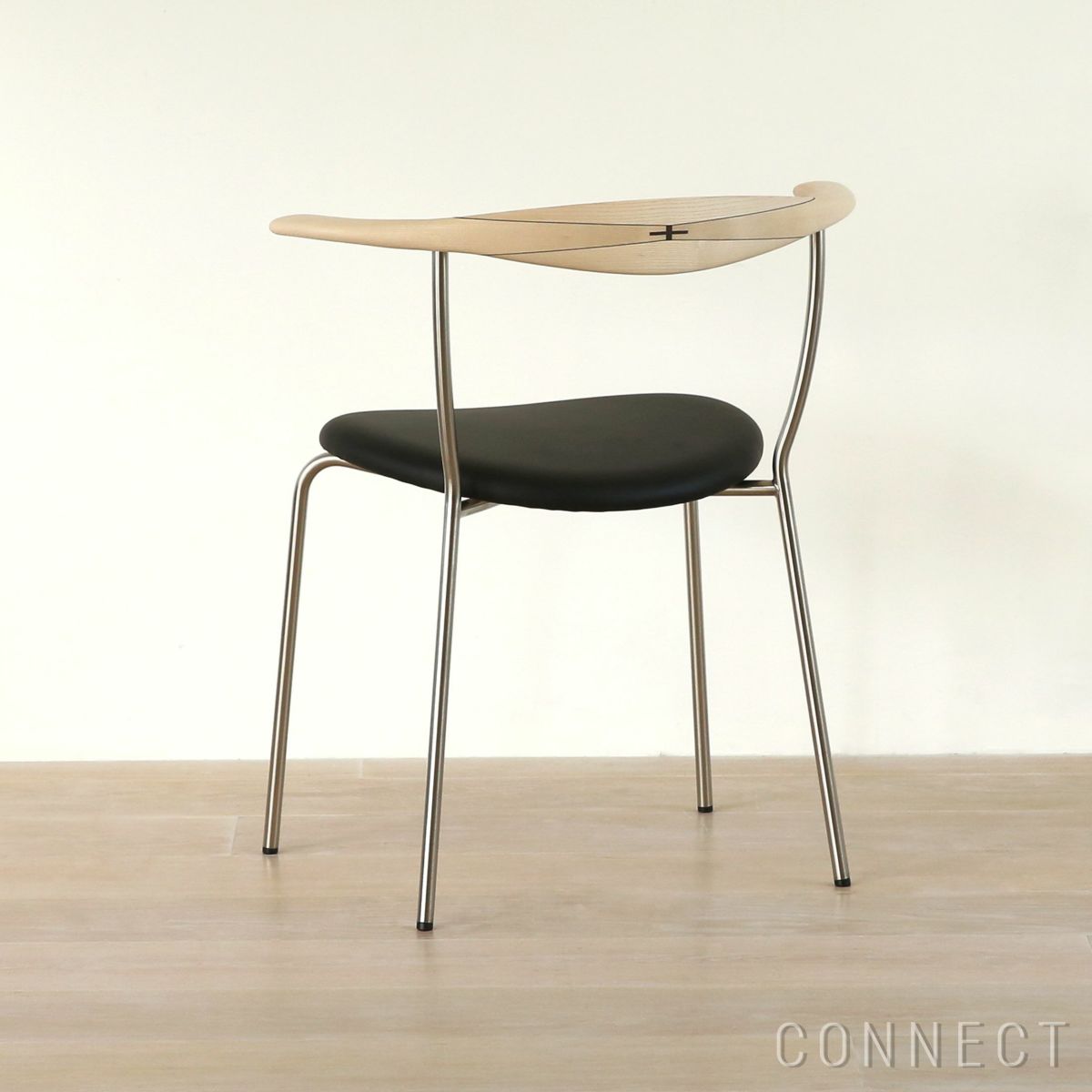 PP Mobler（PPモブラー） / PP701 チェア / アッシュ材・ソープフィニッシュ / エルモソフトレザー / ブラック