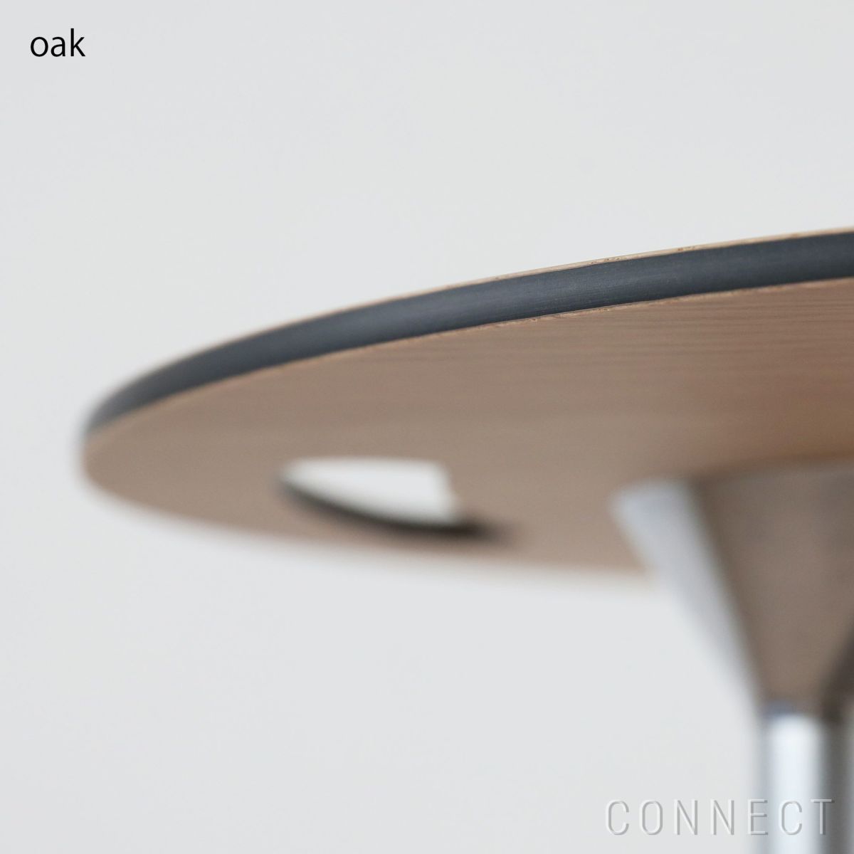 FRITZ HANSEN（フリッツ・ハンセン） / Little Friend（リトルフレンド） / KS11（丸天板・昇降式）/ オーク / ベース（ポリッシュ仕上げ） / サイドテーブル