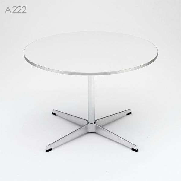 Fritz Hansen(フリッツ ハンセン)　円形　　COFFEE TABLE(コーヒーテーブル)　A222 ホワイト