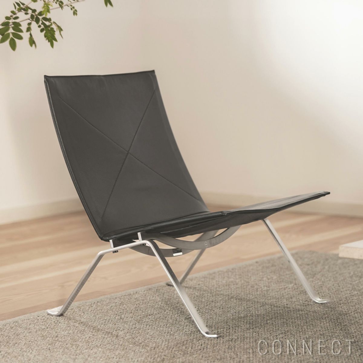 Fritz Hansen(フリッツ ハンセン)　PK22(ピーケー22)   オーラレザー（旧クラシックレザー）ブラック