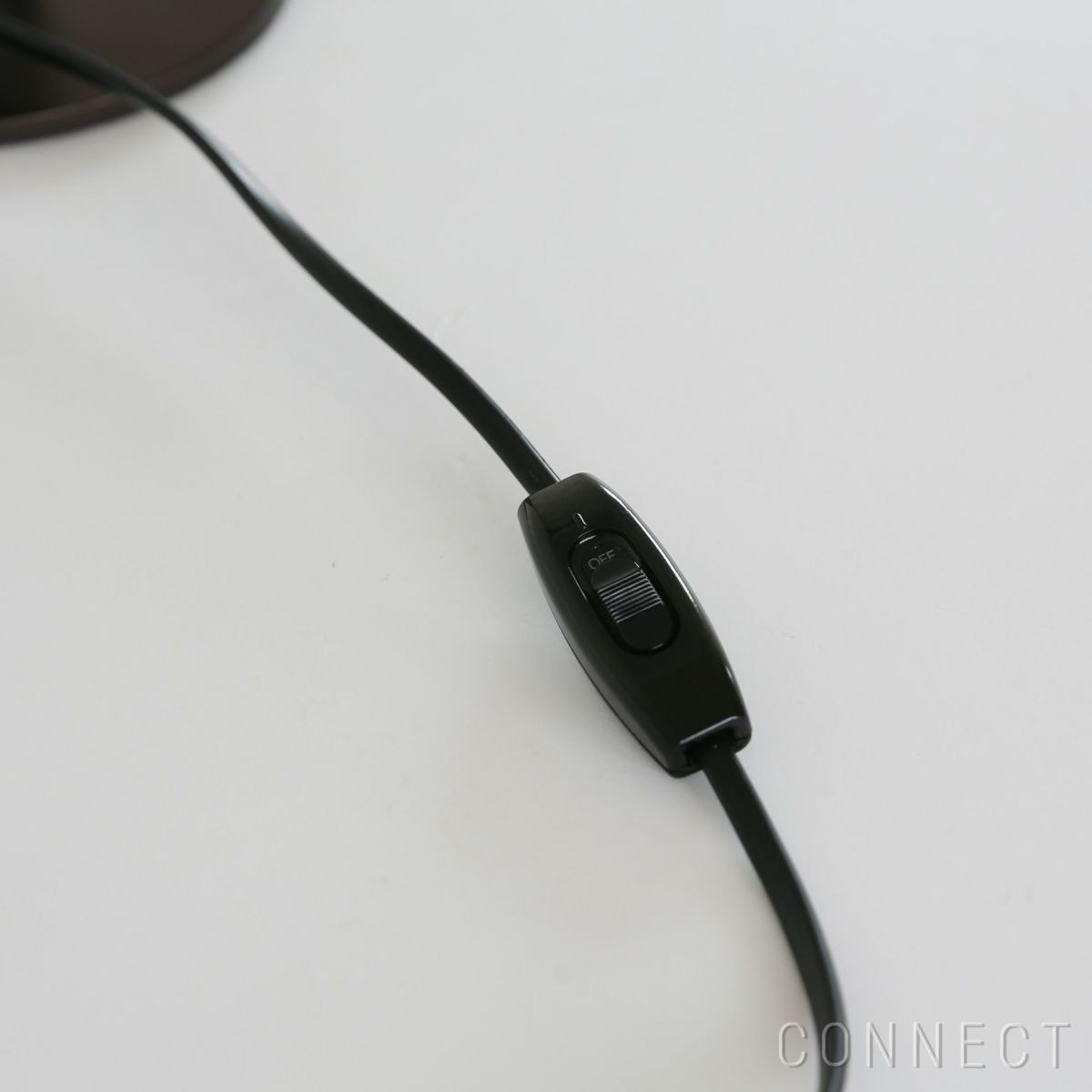 Louis Poulsen(ルイスポールセン)/　PH 3 1/2-2 1/2 Table