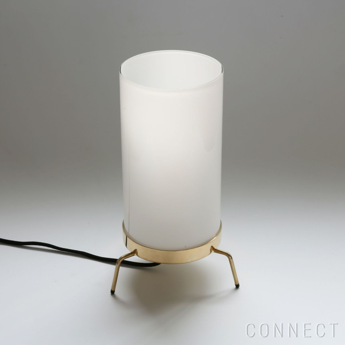 Fritz Hansen(フリッツ ハンセン)　PM-02 / テーブルランプ / オパールガラス / 真鍮