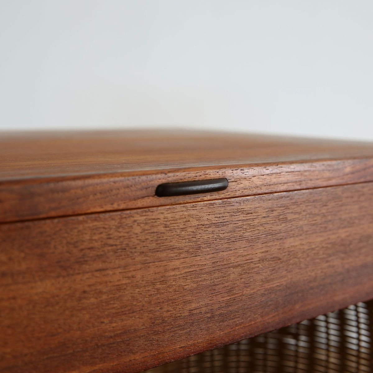 ソーイングテーブル / Ejvind A. Johansson（アイヴァン・A・ヨハンソン）（vd1909-85） 【北欧ヴィンテージ】