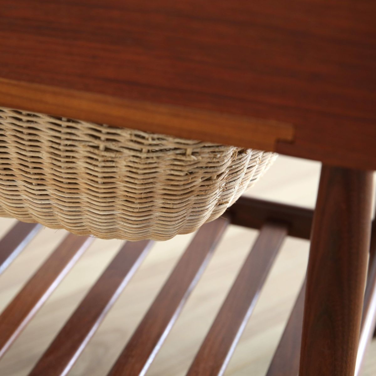 ソーイングテーブル / Ejvind A. Johansson（アイヴァン・A・ヨハンソン）（vd1909-85） 【北欧ヴィンテージ】