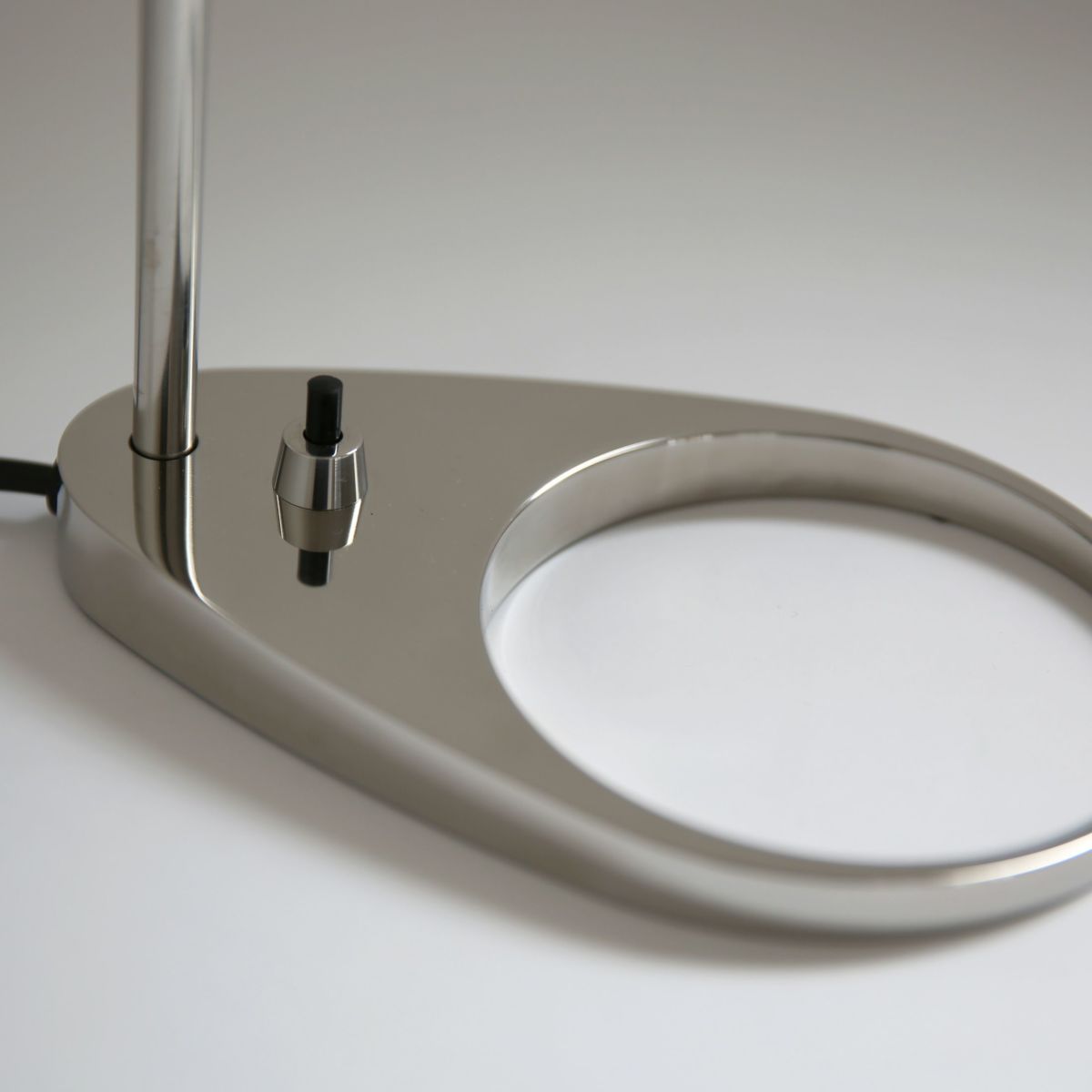 Louis Poulsen(ルイスポールセン) / AJ Mini Table（AJ ミニ テーブル） ポリッシュステンレス