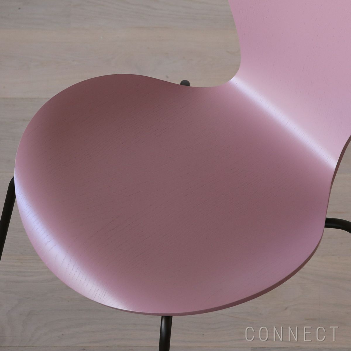 FRITZ HANSEN(フリッツ・ハンセン)/ SERIES 7（セブンチェア） / カラードアッシュ / ワイルドローズ