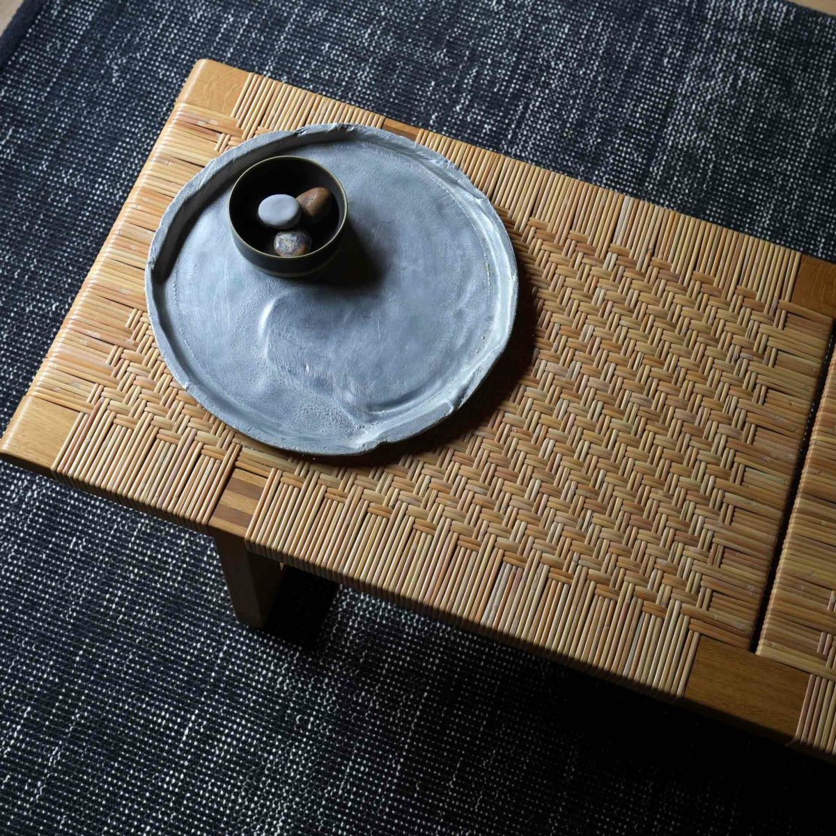 CARL HANSEN & SON（カール・ハンセン＆サン）/BM0488 コーヒーテーブル/オーク材・オイル仕上げ・籐張り（ラタン）/サイドテーブル