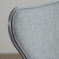FRITZ HANSEN(フリッツ・ハンセン)/ SERIES 7（セブンチェア） / ナイングレー / カラードアッシュ / フロントパディング / Canvas 124