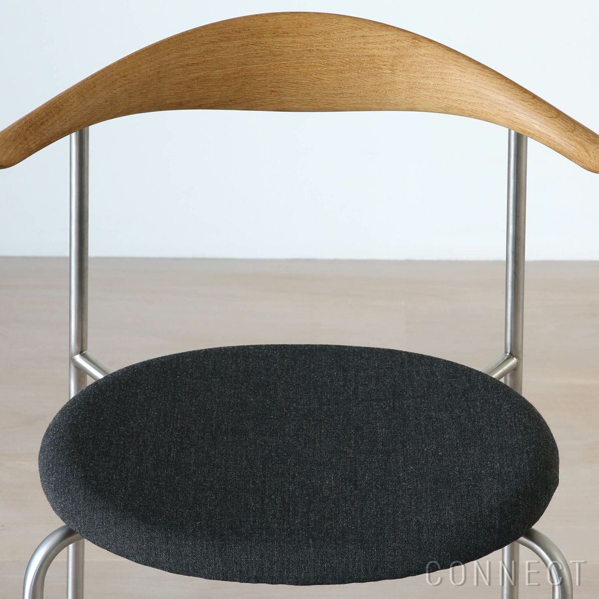 CARL HANSEN & SON（カール・ハンセン＆サン） / CH88P / オーク材・ソープ仕上げ・Remix 173 / ダイニングチェア