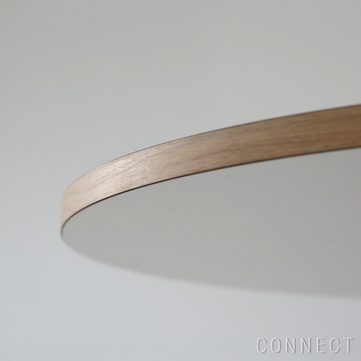 CARL HANSEN & SON（カール・ハンセン＆サン） / E020 EMBRACE TABLE / オーク材・ホワイトオイル仕上げ・ホワイトラミネート・ステンレス脚 φ79.5cm / テーブル