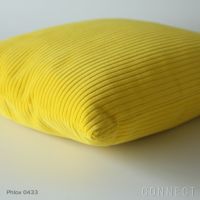 Kvadrat/Raf Simons（クヴァドラ/ラフ・シモンズ） / クッション45×45cm / Phlox（フロックス） / アクセサリー