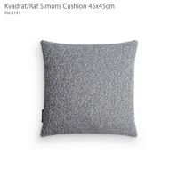 Kvadrat/Raf Simons（クヴァドラ/ラフ・シモンズ） / クッション45×45cm / Ria（リア） / アクセサリー