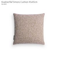 Kvadrat / Raf Simons（クヴァドラ / ラフ・シモンズ） / クッション45×45cm / Ria（リア） / アクセサリー