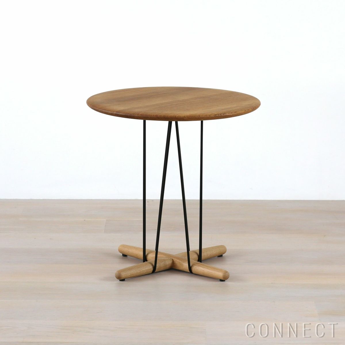 CARL HANSEN & SON （カールハンセン＆サン） E021 / EMBRACE LOUNGE TABLE / オーク材・オイル仕上げ・ブラック脚 / φ48cm / コーヒーテーブル