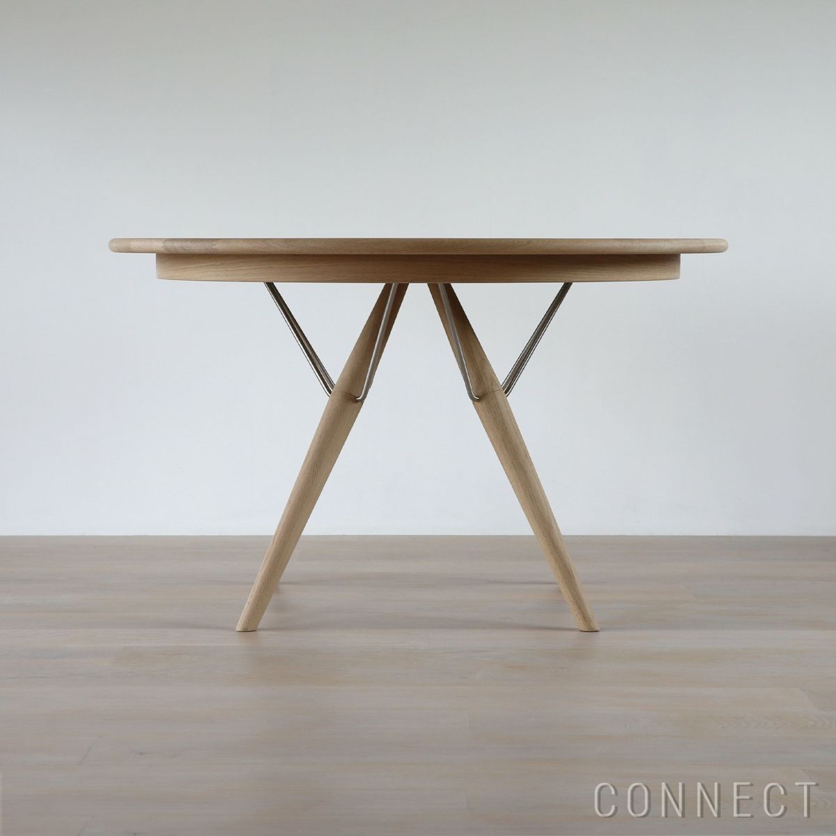 PP Mobler（PPモブラー） / PP75 / オーク材・ソープ仕上げ / Φ120 / テーブル