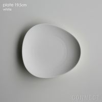 yumiko iihoshi porcelain （イイホシユミコ） / SHIONARI（シオナリ） / plate（プレート） 19.5cm / ホワイト