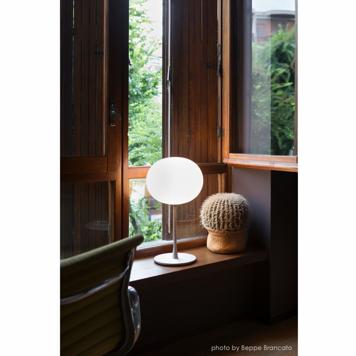 FLOS（フロス） / GLO-BALL T1（グロボールT1） / 全2色 / テーブルランプ