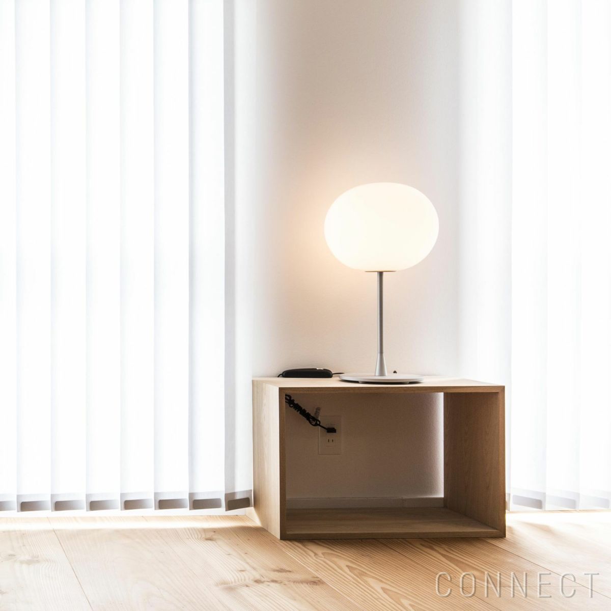 FLOS（フロス） / GLO-BALL T1（グロボールT1） / 全2色 / テーブルランプ