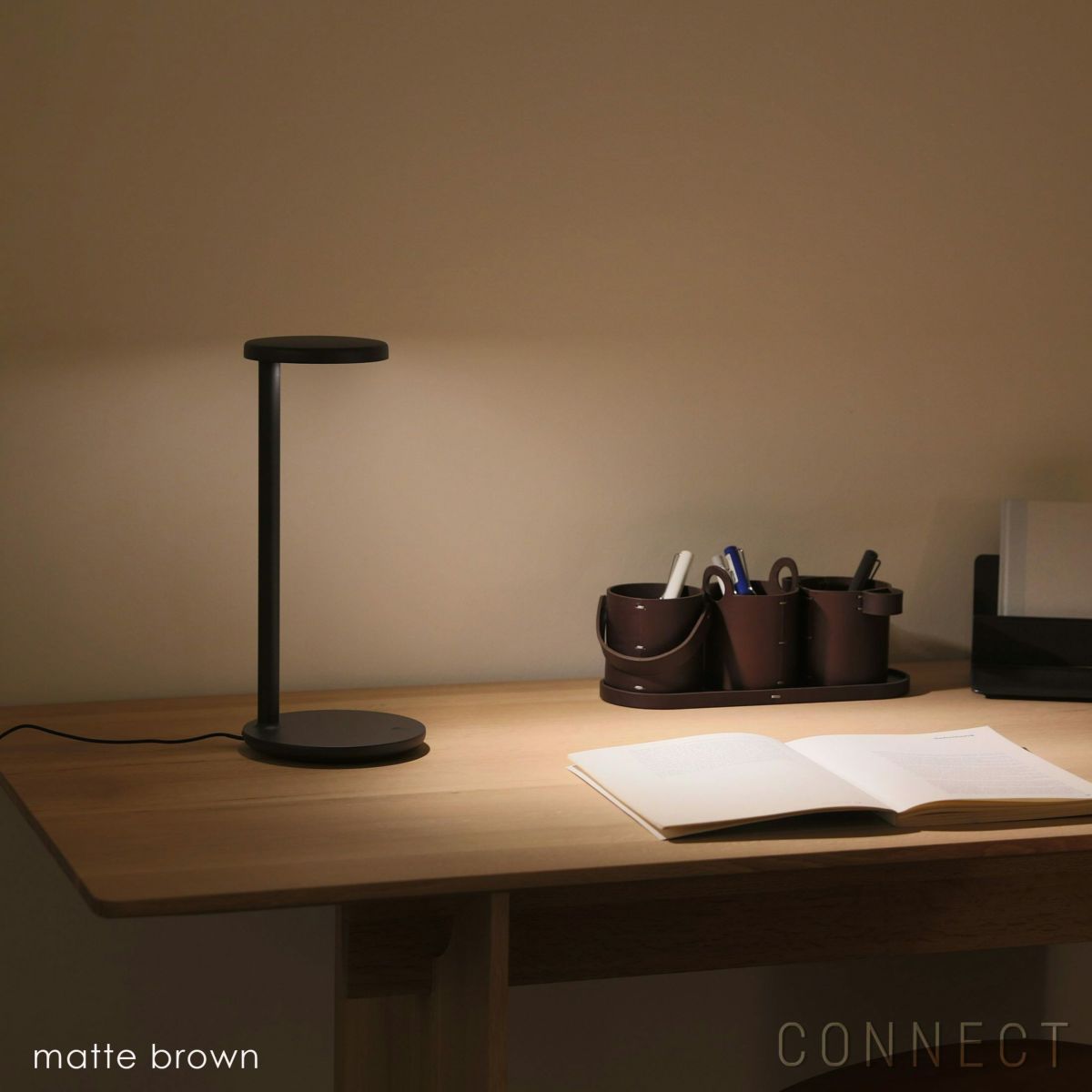 FLOS（フロス） / OBLIQUE（オブリーク） / テーブルランプ