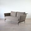 Vitra（ヴィトラ） / Suita Sofa 2-Seater back cushion Classic（ スイタ ソファ 2シーター バック クッション クラシック）トレー付き / Dumet 17 sand melange / ベーシックダーク脚・パウダーコート仕上げ