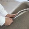 Vitra（ヴィトラ） / Suita Sofa 2-Seater back cushion Classic（ スイタ ソファ 2シーター バック クッション クラシック）トレー付き / Dumet 17 sand melange / ベーシックダーク脚・パウダーコート仕上げ