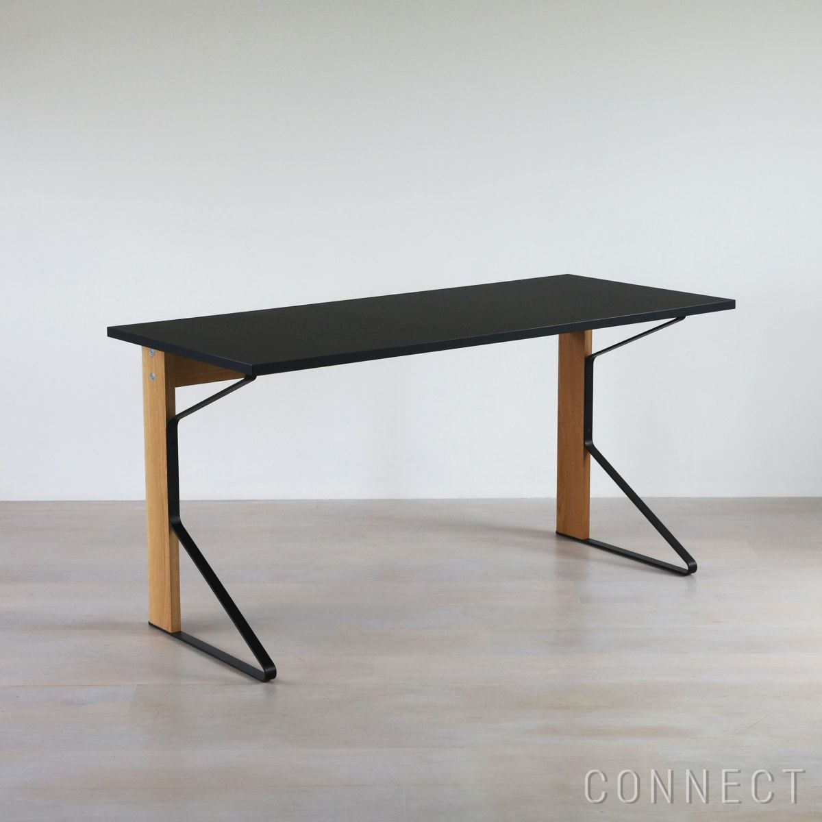 artek（アルテック） / REB005 / カアリ デスク / ナチュラル オーク / ブラックリノリウム / 150×65cm