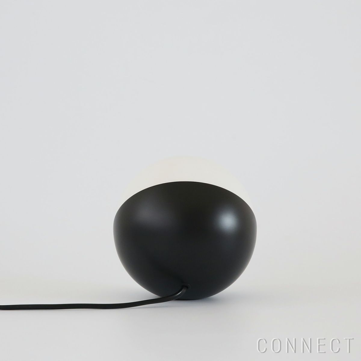 Louis Poulsen（ルイスポールセン） / VL Studio（ステュディオ） テーブル / フロア 150 / ブラック