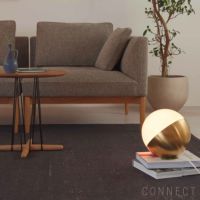 Louis Poulsen（ルイスポールセン） / VL Studio（ステュディオ） テーブル / フロア 250 / 真鍮