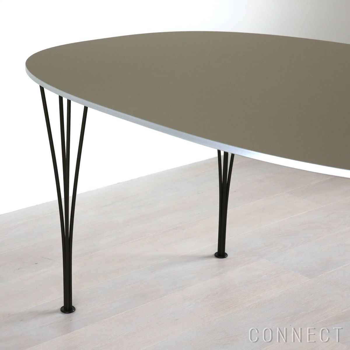 FRITZ HANSEN（フリッツ・ハンセン） / TABLE SERIES（テーブルシリーズ）B612 / スーパー楕円テーブル / ブラウンオッタワ / ブラウンブロンズ脚