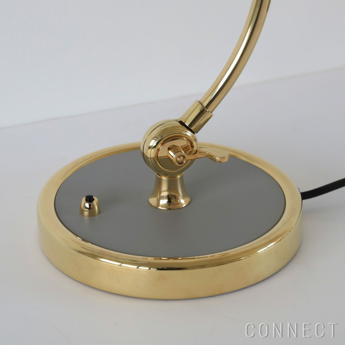 FRITZ HANSEN（フリッツ・ハンセン） / KAISER idell（カイザー・イデル） / Luxus テーブルランプ・デスクスタンド / イージーグレー・真鍮（無加工）