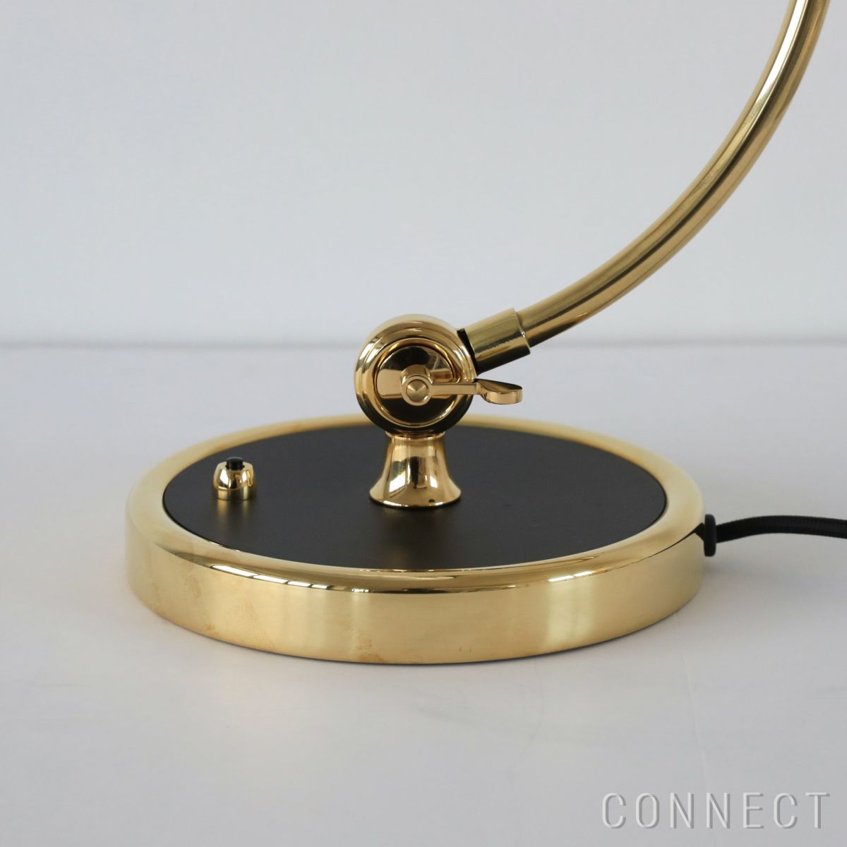 FRITZ HANSEN（フリッツ・ハンセン） / KAISER idell（カイザー・イデル） / Luxus テーブルランプ・デスクスタンド / マットブラック・真鍮（無加工）