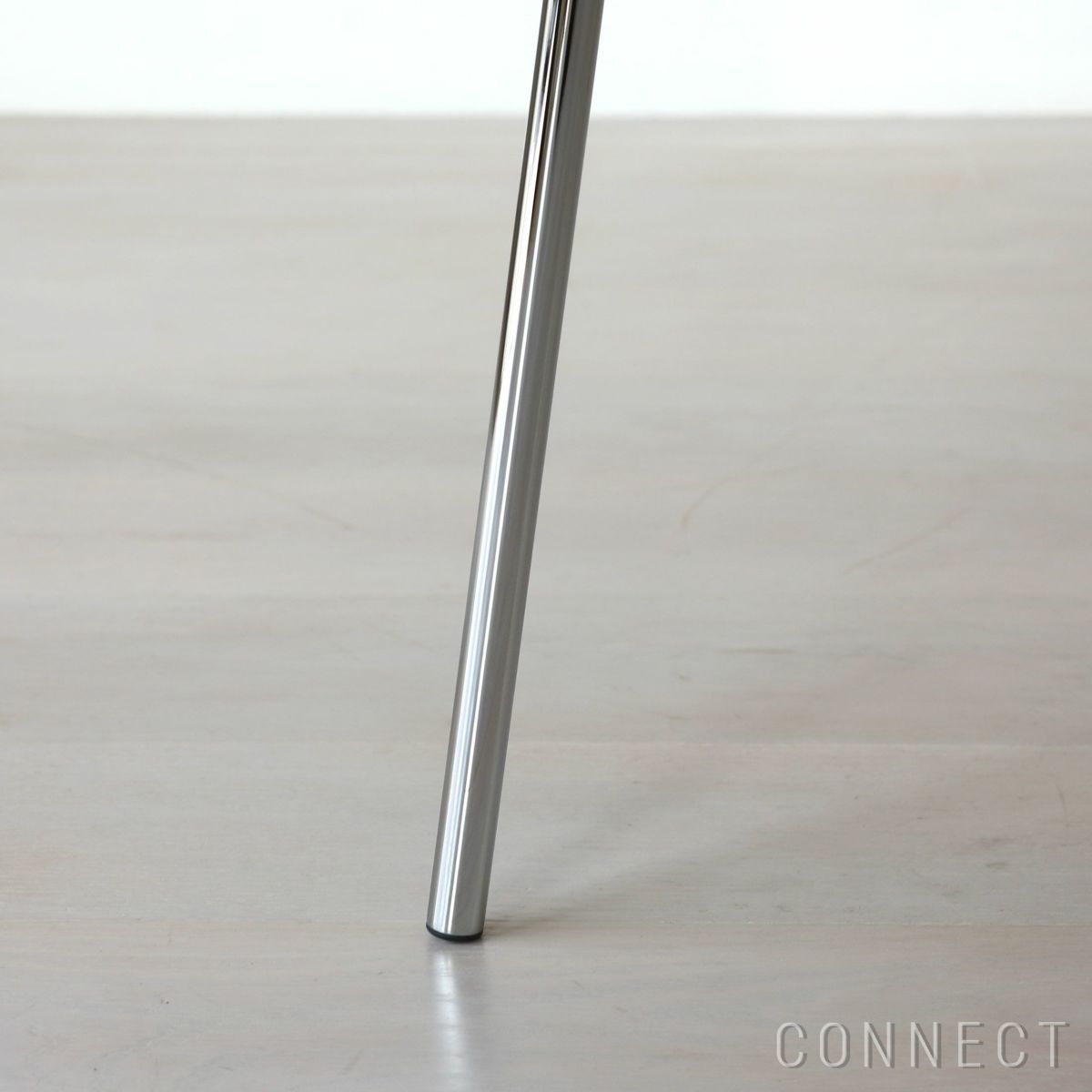 FRITZ HANSEN（フリッツ・ハンセン） / EGG TABLE（エッグテーブル） / ウォルナット / クローム脚