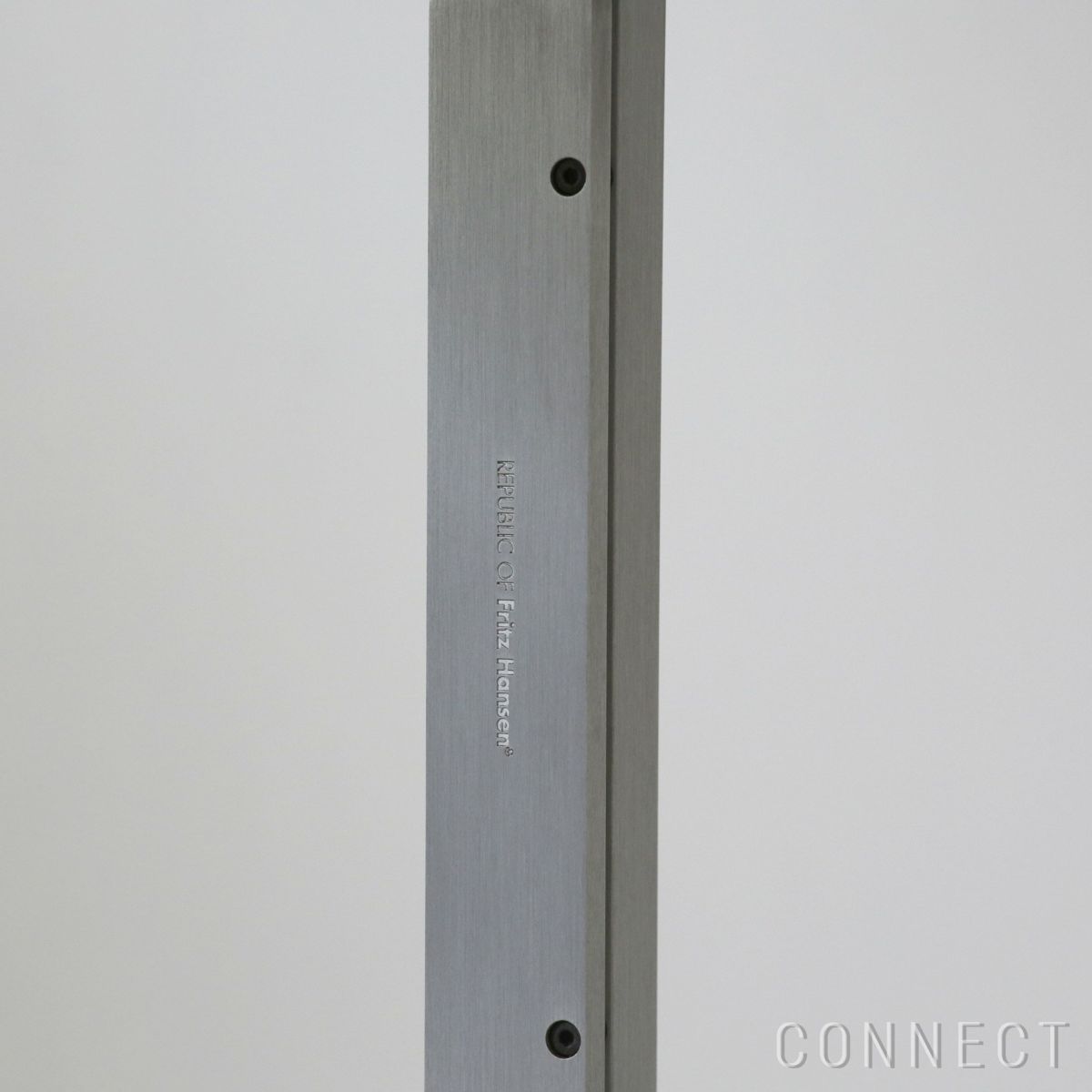 FRITZ HANSEN（フリッツ・ハンセン） / PK58 / 大理石（ホワイト） / テーブル / Φ130cm