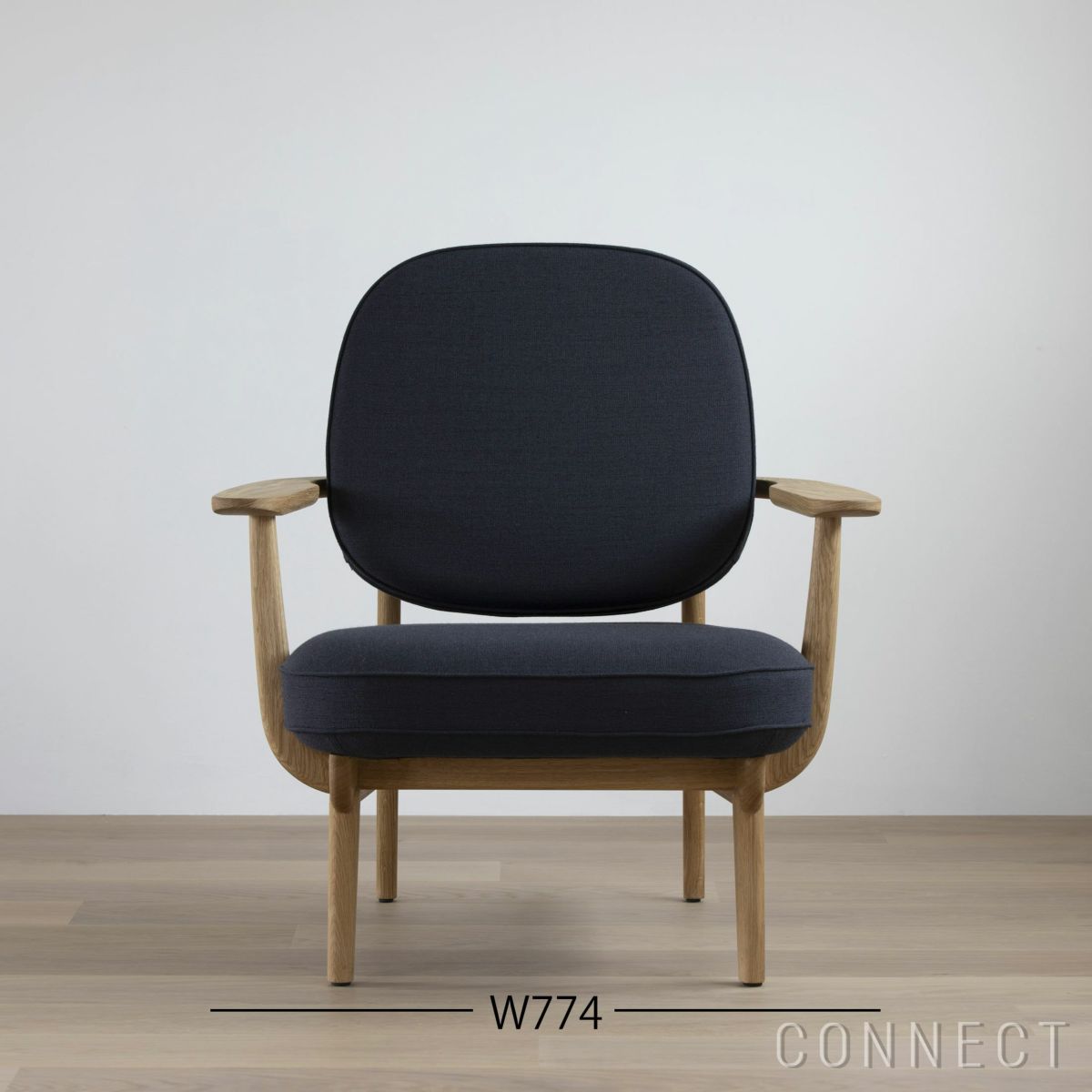 FRITZ HANSEN（フリッツ・ハンセン） / FRED（フレッド） / ラウンジチェア / オーク材・クリアラッカー仕上げ / Christianshavn 1174（クリスチャンハウン）ダークグレー