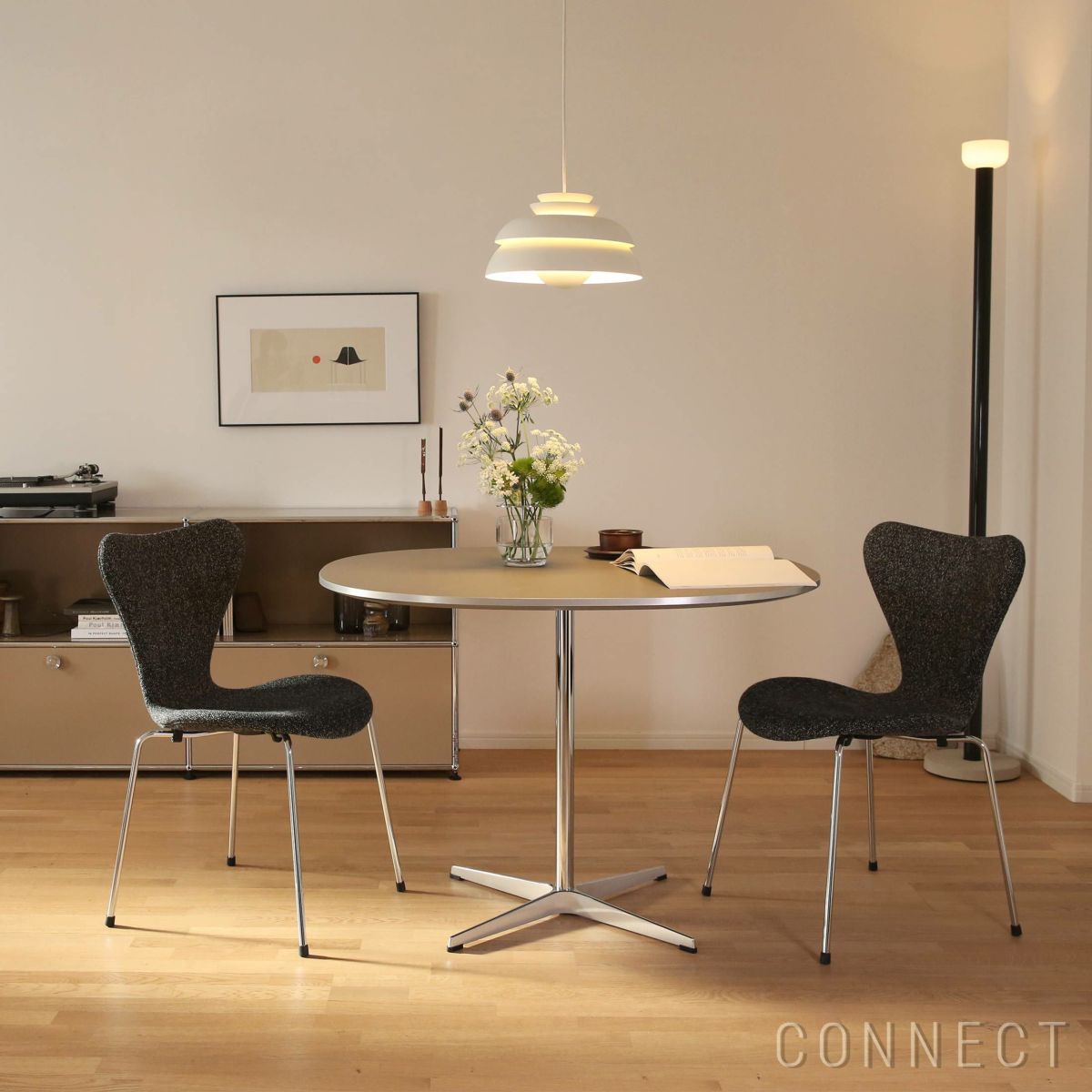 FRITZ HANSEN（フリッツ・ハンセン） / TABLE SERIES（テーブルシリーズ）A603 / スーパー円テーブル / グレー / クローム脚【組立無料】