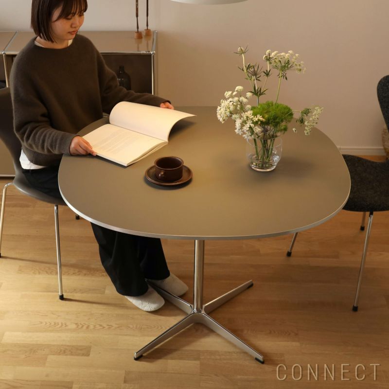 FRITZ HANSEN フリッツ・ハンセン CIRCULAR 円テーブル A623 カフェ