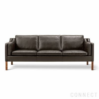 FREDERICIA（フレデリシア） / Mogensen 2213 Sofa（モーエンセンソファ） / Model 2213 /  ウォルナット材・オイル仕上げ / Organic 906 / 3人掛け | CONNECT