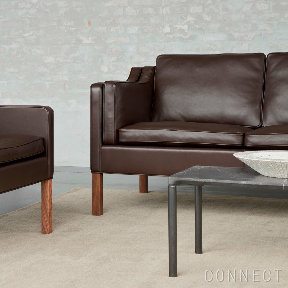 FREDERICIA（フレデリシア） / Mogensen 2213 Sofa（モーエンセンソファ） / Model 2213 / ウォルナット材・オイル仕上げ / Organic 906